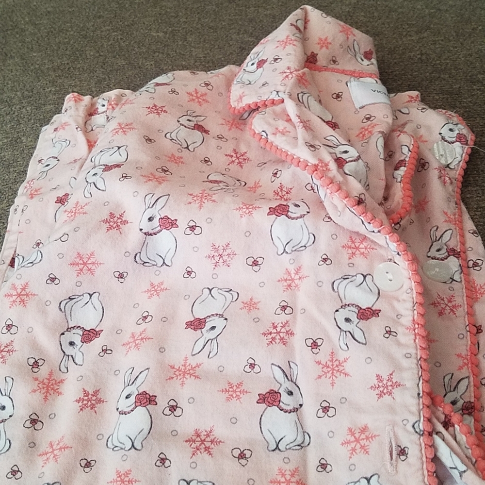VS PJ TOP